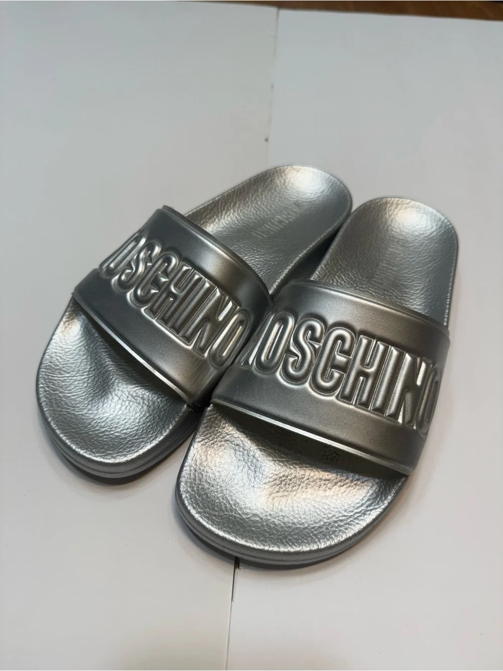 Moschino Bright Silver Slides Sz 38